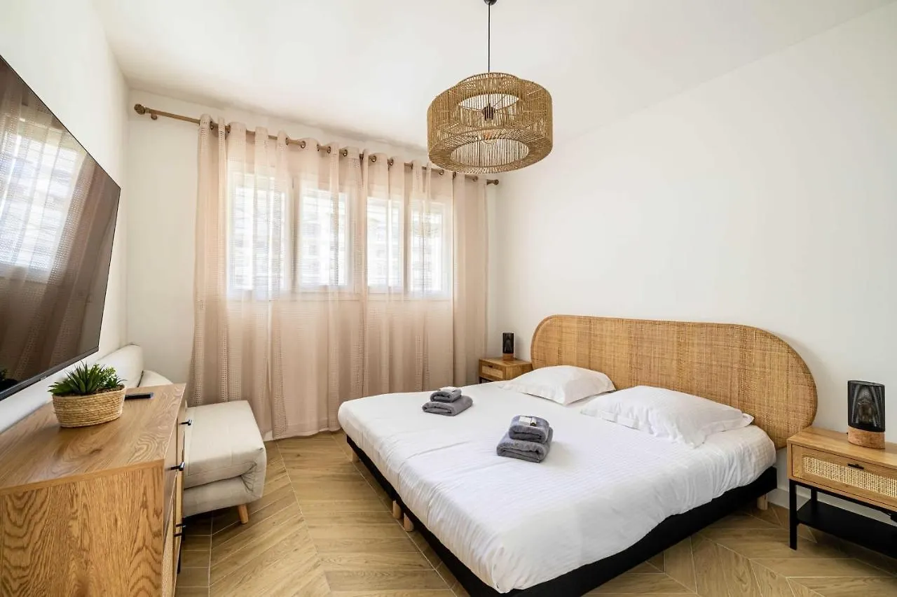 Cozy Renovated Apartment - Close To Martinez Hotel Cannes